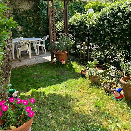 Giardino, Posto Auto, Wi-fi E Ac דירה *