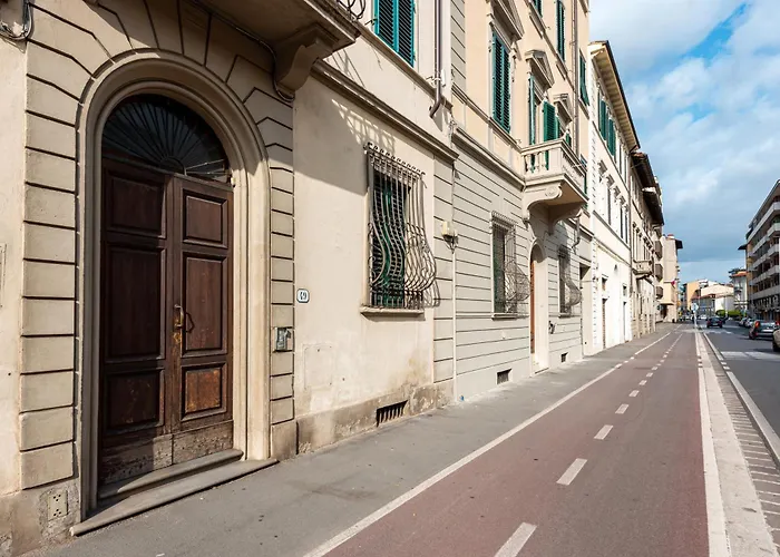 Giardino, Posto Auto, Wi-fi E Ac Apartmán Florencie
